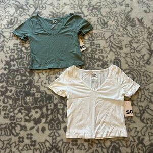 NWT Short Sleeve V-Neck Crop Tops - Green and White
